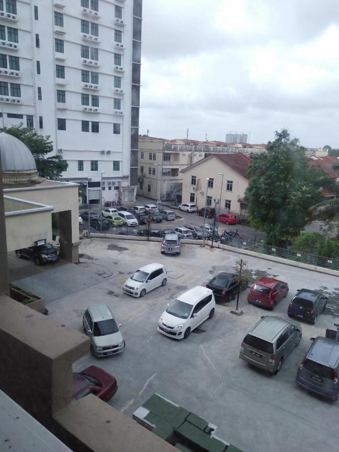 Risqi Apartment 2 Bedroom Wakaf Che Yeh Kota Bharu Bagian luar foto