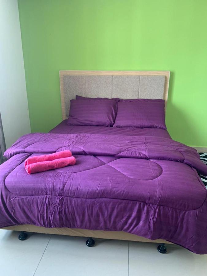 Risqi Apartment 2 Bedroom Wakaf Che Yeh Kota Bharu Bagian luar foto
